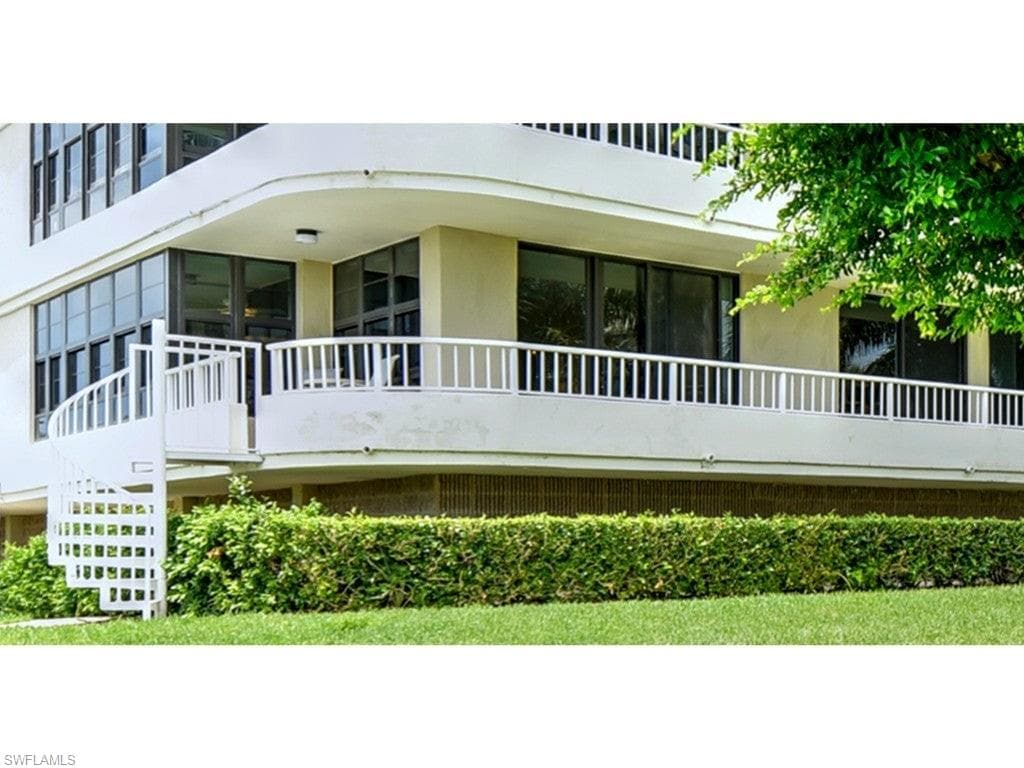 440 Seaview CT 111 MARCO ISLAND, FL 34145