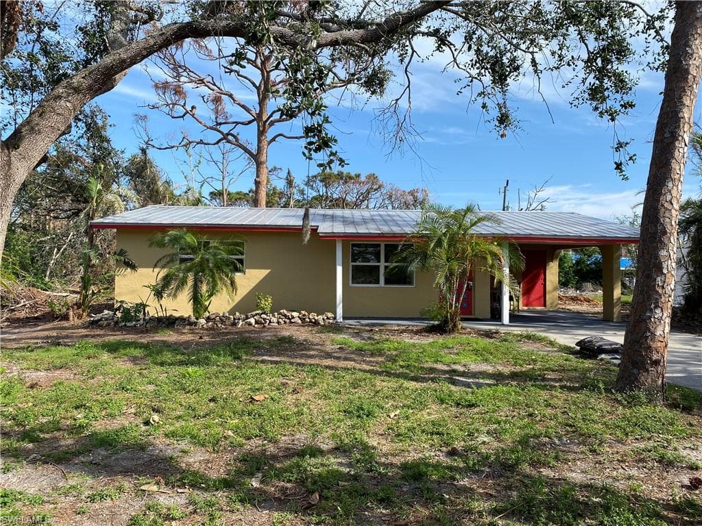 5680 Stringfellow RD ST. JAMES CITY, FL 33956