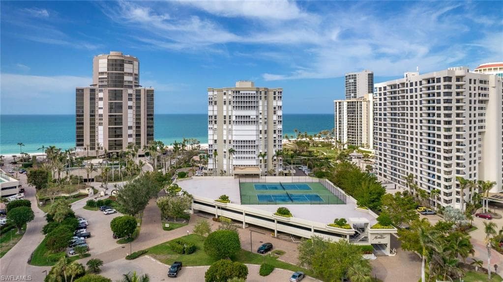4401 Gulf Shore BLVD N 1006 NAPLES, FL 34103