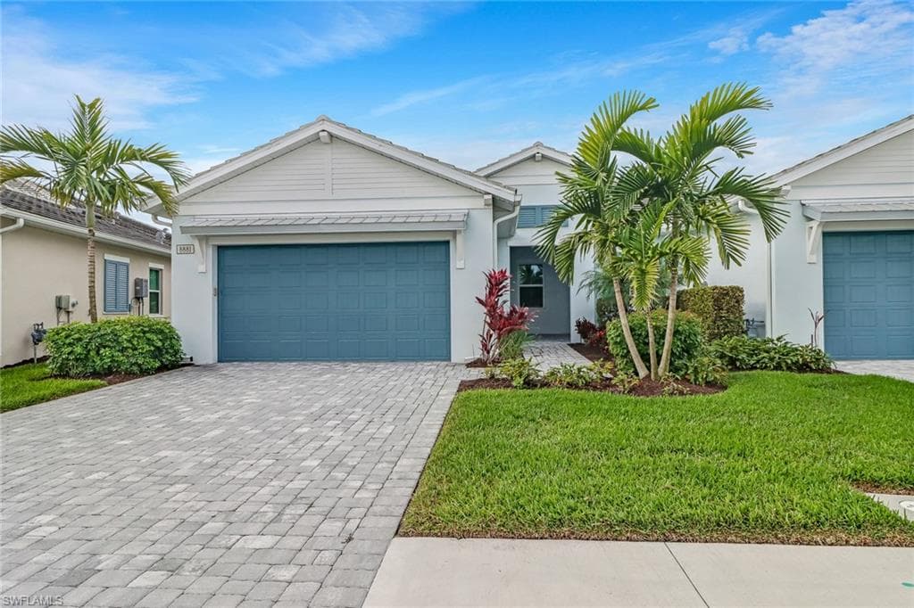 8881 Saint Lucia DR NAPLES, FL 34114