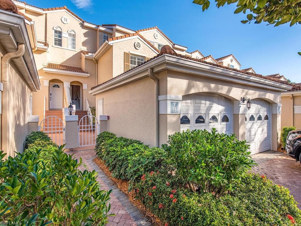 8390 Excalibur CIR F5 NAPLES, FL 34108