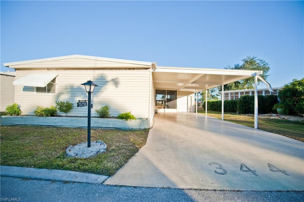 344 Nicklaus BLVD NORTH FORT MYERS, FL 33903