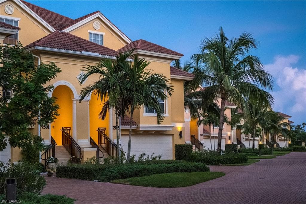 7510 Lake Valencia CT 6B FORT MYERS BEACH, FL 33931
