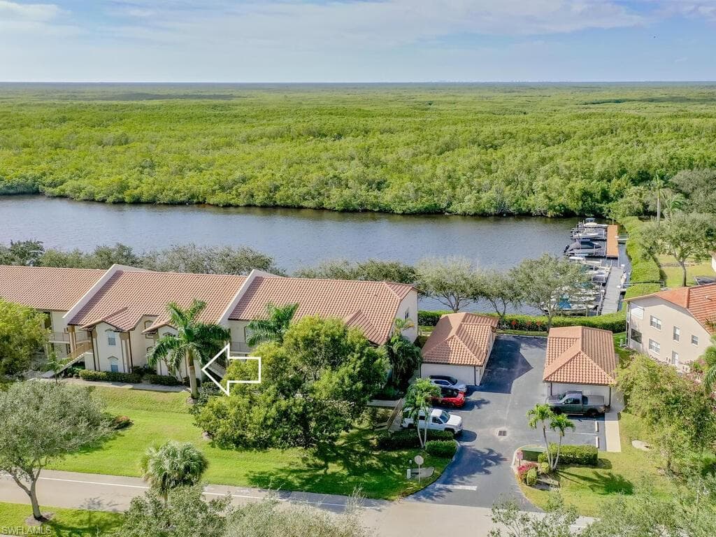 266 Newport DR 304 NAPLES, FL 34114