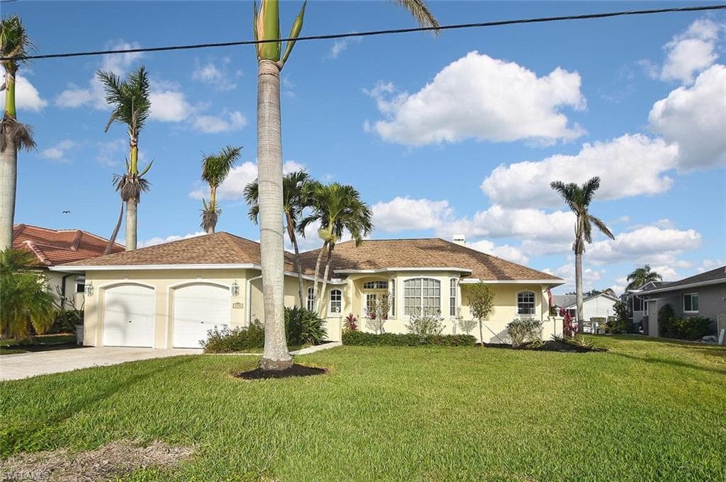 2235 SE 27th ST CAPE CORAL, FL 33904