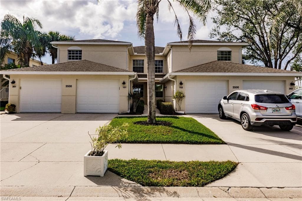 3500 Crown Pointe BLVD 3-101 NAPLES, FL 34112
