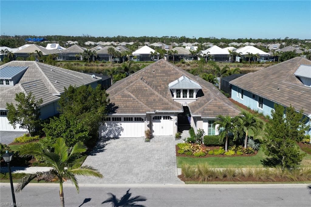 5731 Clarendon DR NAPLES, FL 34113