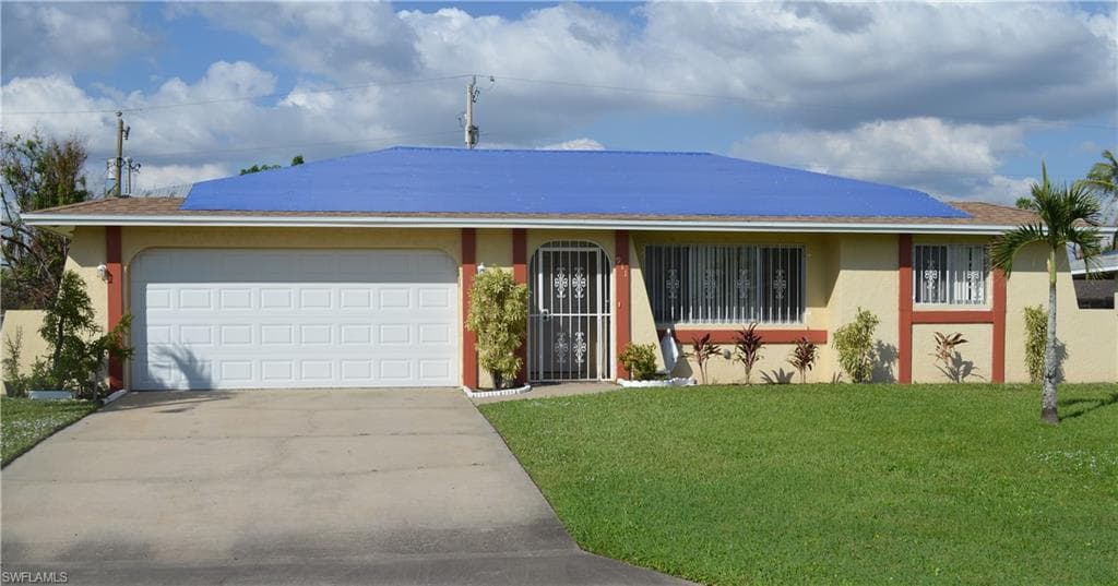 911 SE 18th ST CAPE CORAL, FL 33990