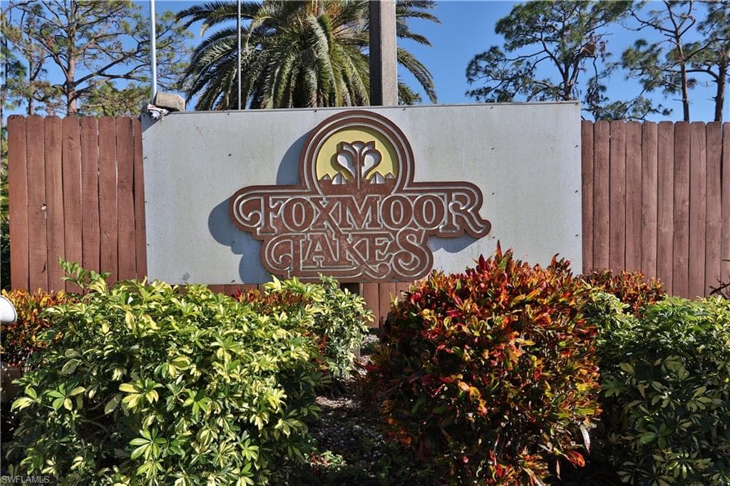 15484 Crystal Lake DR NORTH FORT MYERS, FL 33917