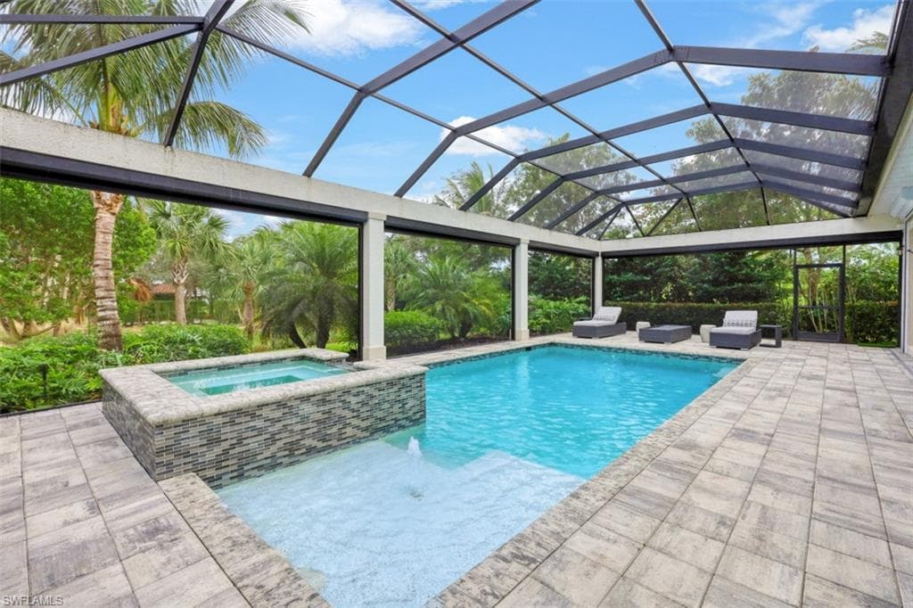 3125 Capistrano LN NAPLES, FL 34114
