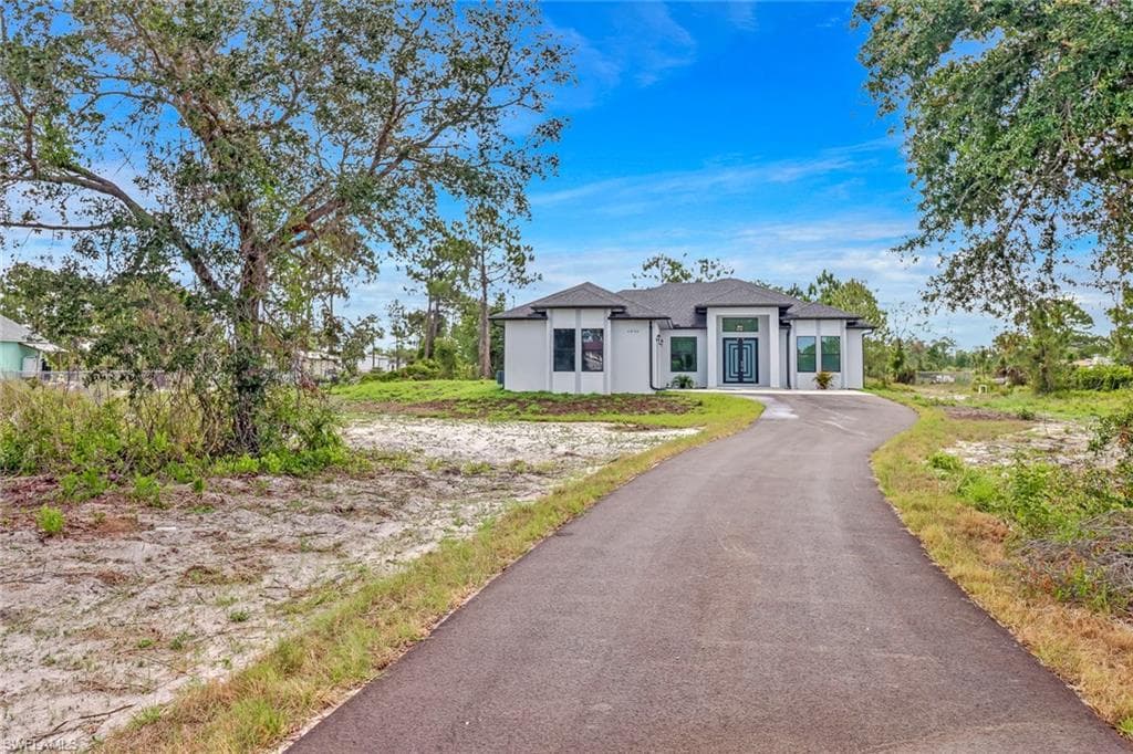 4890 14th ST NE NAPLES, FL 34120