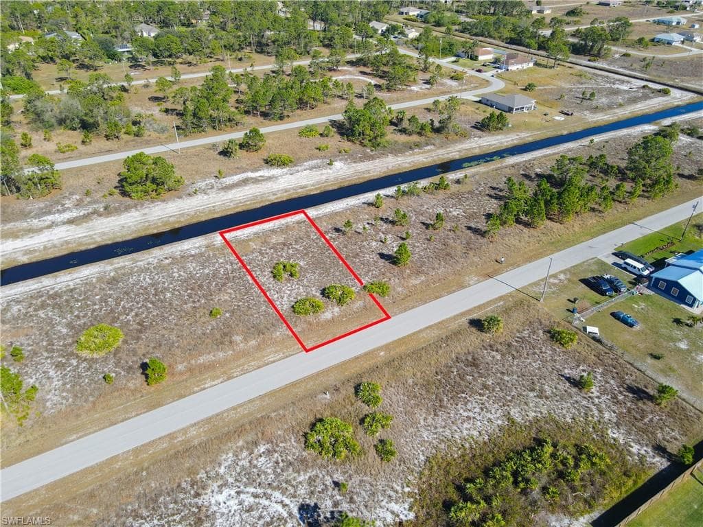1113 Edgewood ST E LEHIGH ACRES, FL 33974