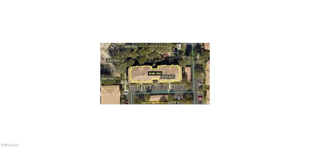 8861 Colonnades CT W 227 BONITA SPRINGS, FL 34135