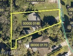 137 Dow LN NORTH FORT MYERS, FL 33917