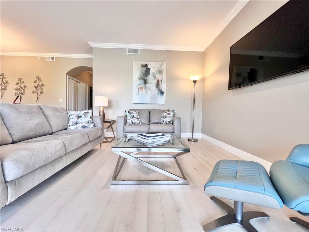 8505 Naples Heritage DR 132 NAPLES, FL 34112