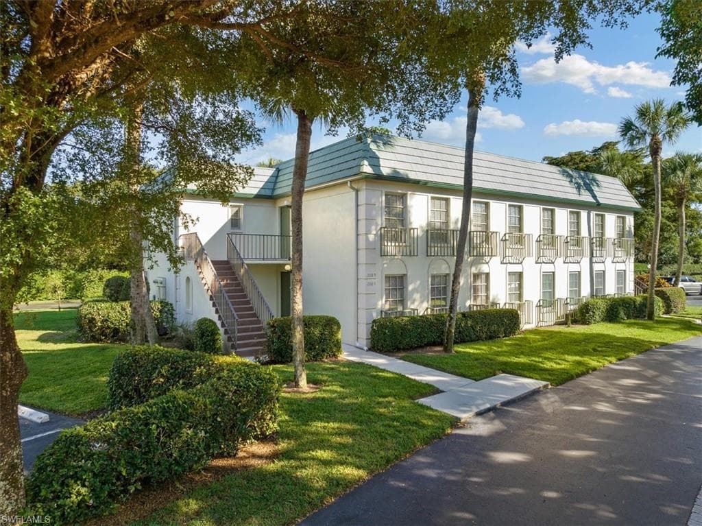208 Bob O Link WAY 208A NAPLES, FL 34105