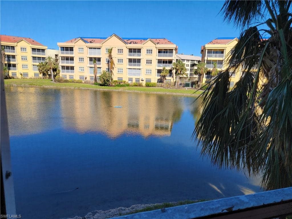 7461 Bella Lago DR 224 FORT MYERS BEACH, FL 33931