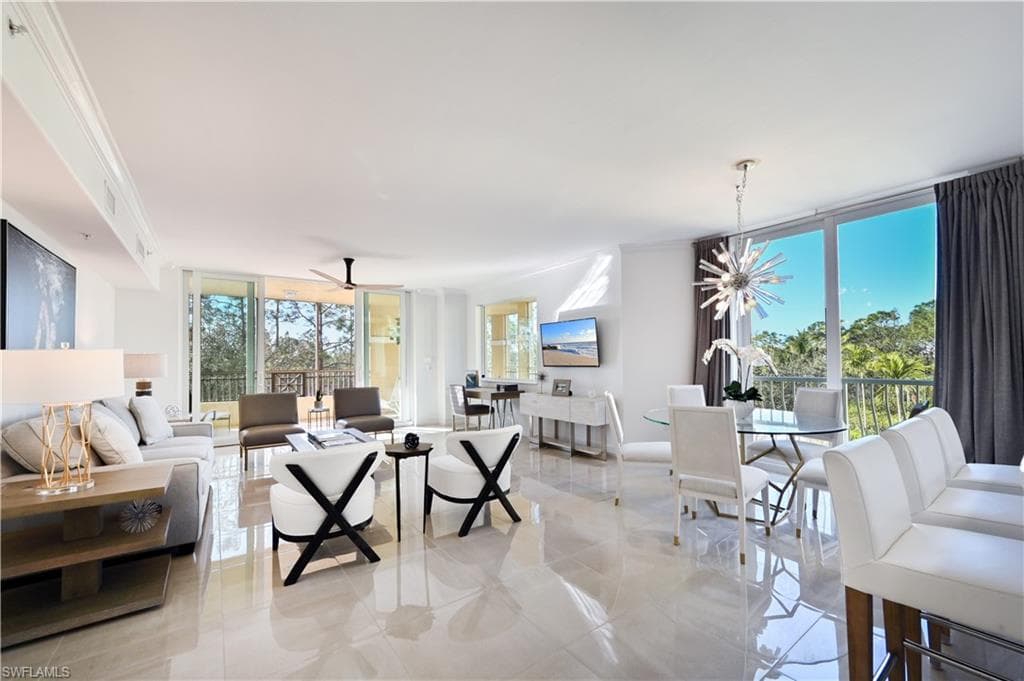 2738 Tiburon BLVD E B-305 NAPLES, FL 34109