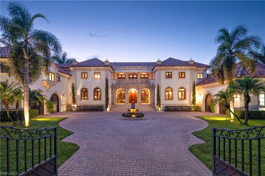 3600 Rum Row NAPLES, FL 34102