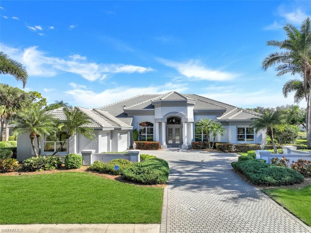 24351 Woodsage DR BONITA SPRINGS, FL 34134