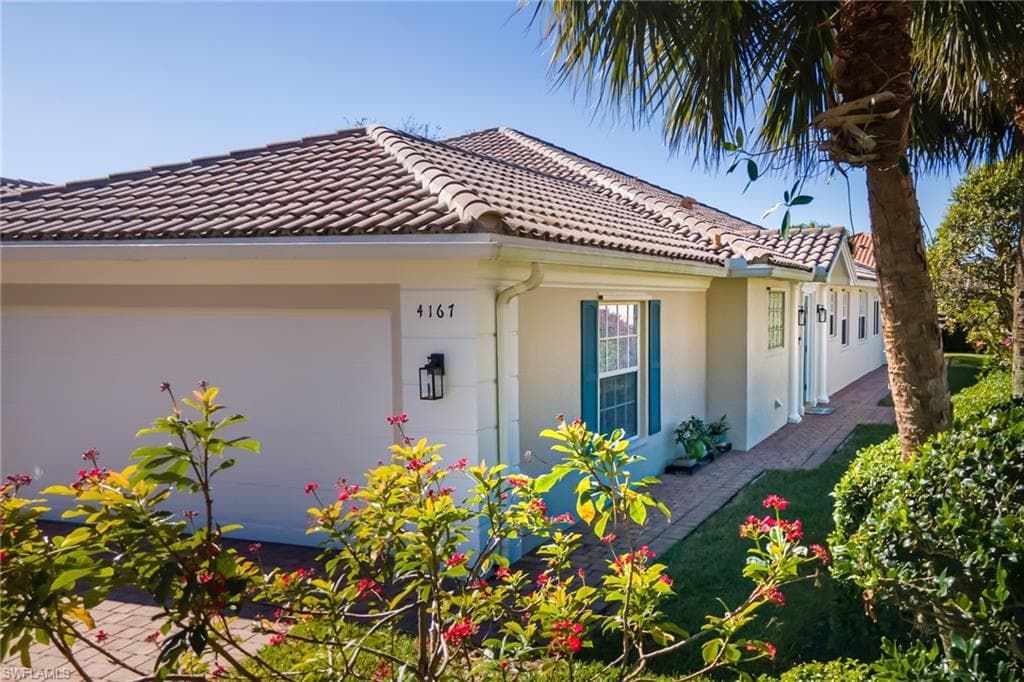 4167 Saint George LN NAPLES, FL 34119
