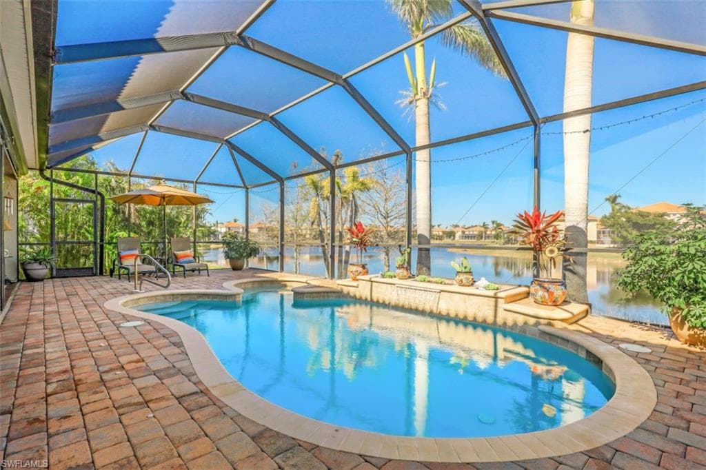 8609 SUMNER AVE FORT MYERS, FL 33908