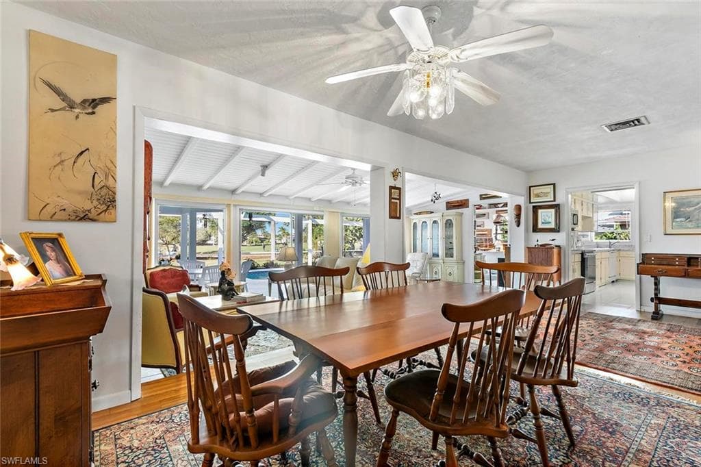 260 Shadowridge CT MARCO ISLAND, FL 34145