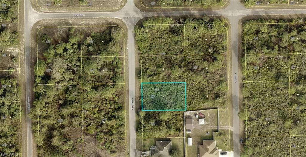 759 Bianca AVE S LEHIGH ACRES, FL 33974