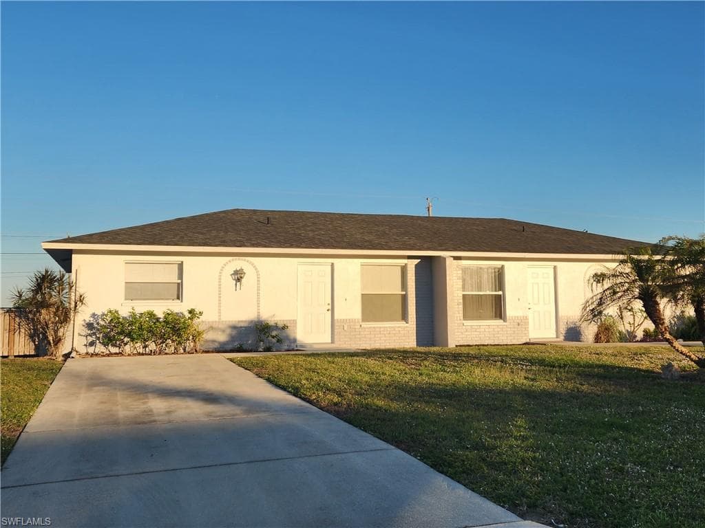 813-815 NE 7th PL CAPE CORAL, FL 33909