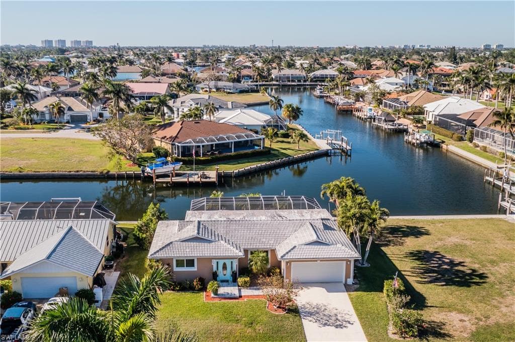 84 Gulfport CT MARCO ISLAND, FL 34145