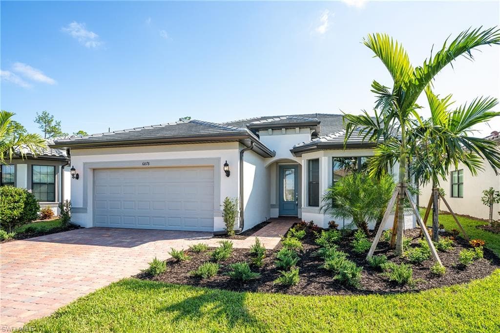 6878 Winding Cypress DR NAPLES, FL 34114