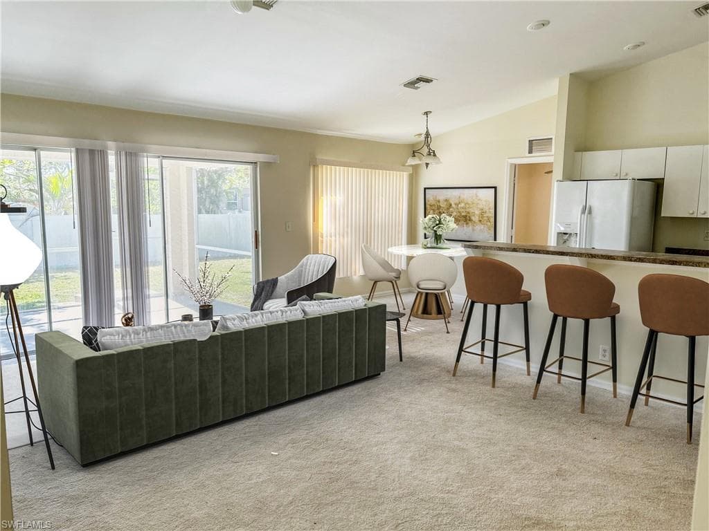 328 NE 7th ST CAPE CORAL, FL 33909