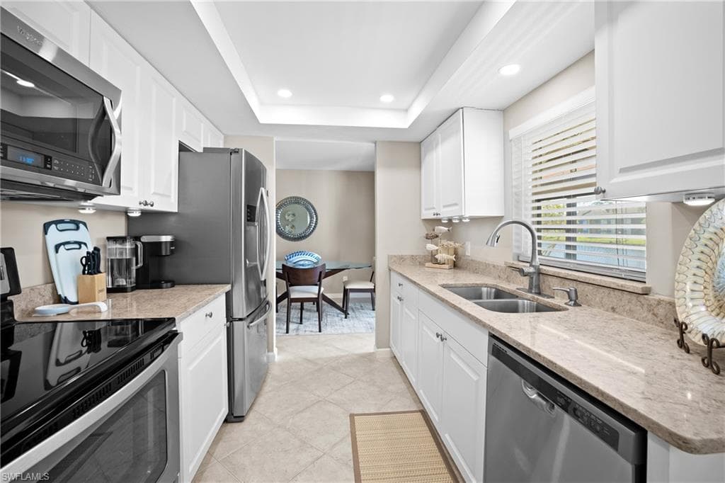 8411 Charter Club CIR 5 FORT MYERS, FL 33919