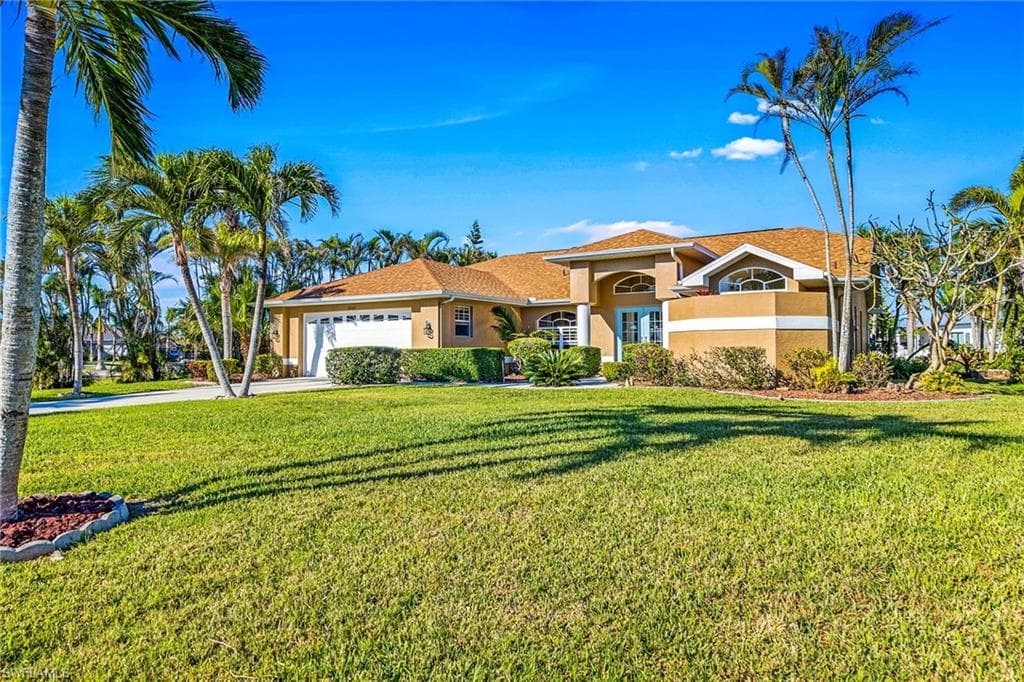 2569 SW 27th AVE CAPE CORAL, FL 33914