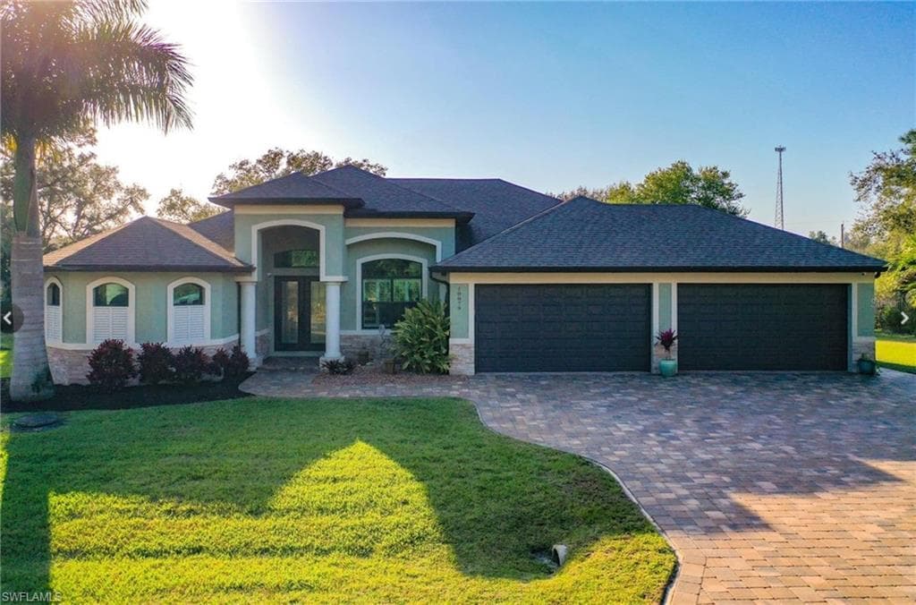10079 Flat River ST PORT CHARLOTTE, FL 33981