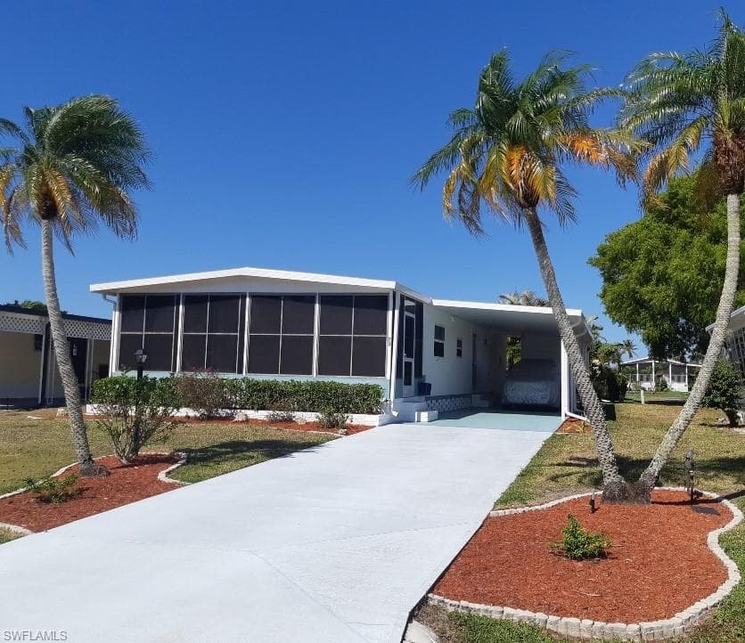 23 San Remo CIR NAPLES, FL 34112