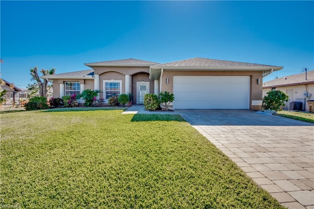 1412 SW 49th ST CAPE CORAL, FL 33914