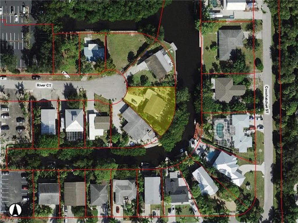 88 RIVER CT NAPLES, FL 34110