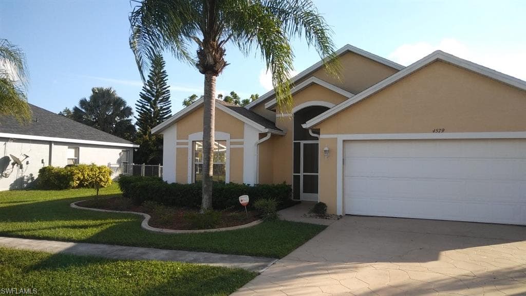 4579 Diploma CT LEHIGH ACRES, FL 33971