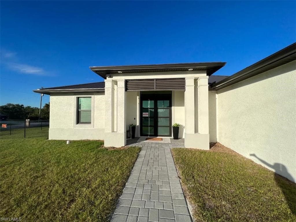 6114 Hutton CT FORT MYERS, FL 33905