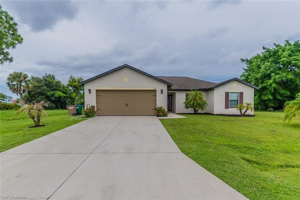 1208 35th ST CAPE CORAL, FL 33914