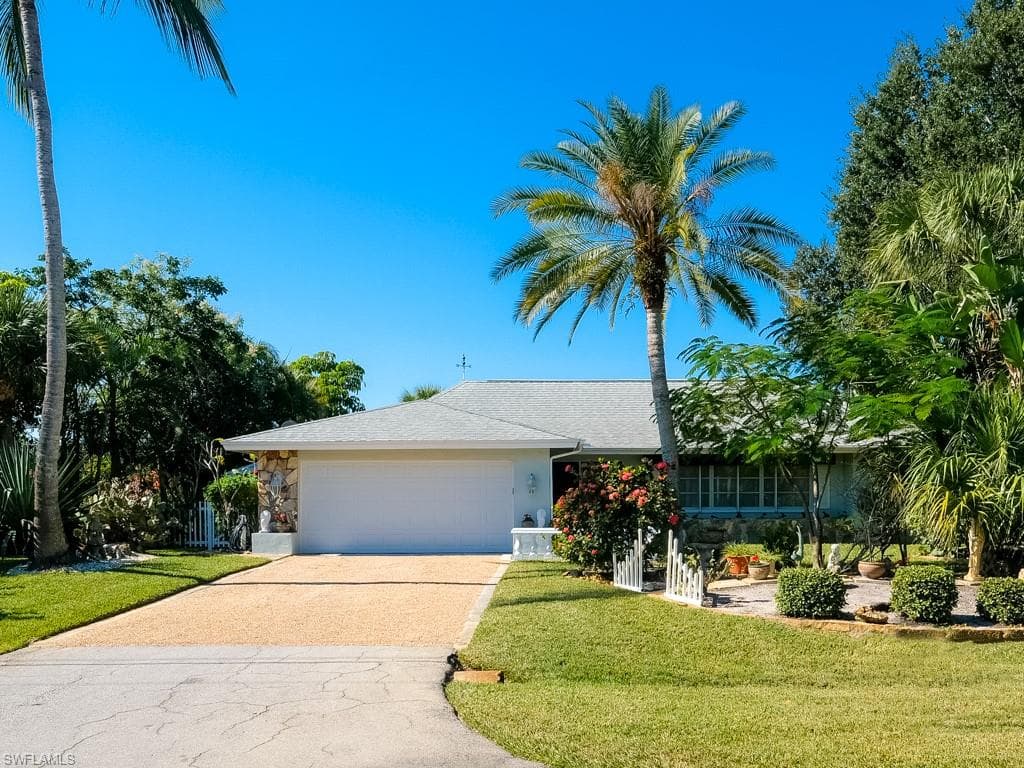 671 Rabbit RD SANIBEL, FL 33957