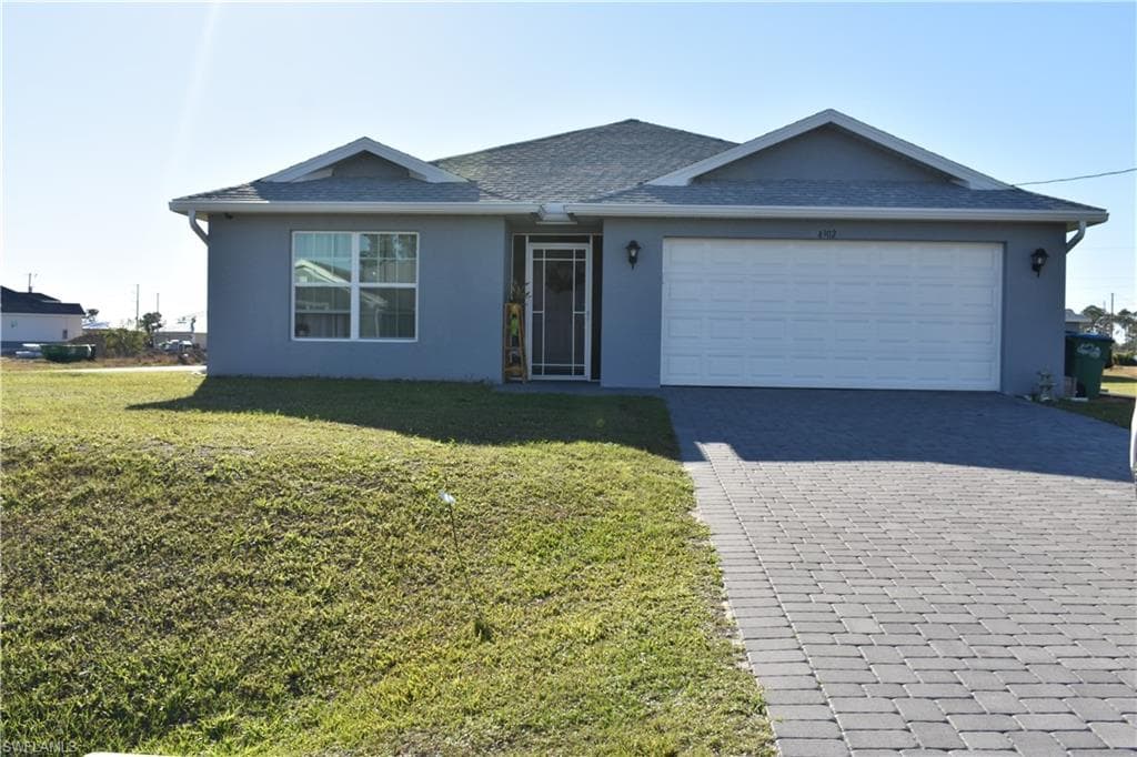 4302 NE 9th AVE CAPE CORAL, FL 33909