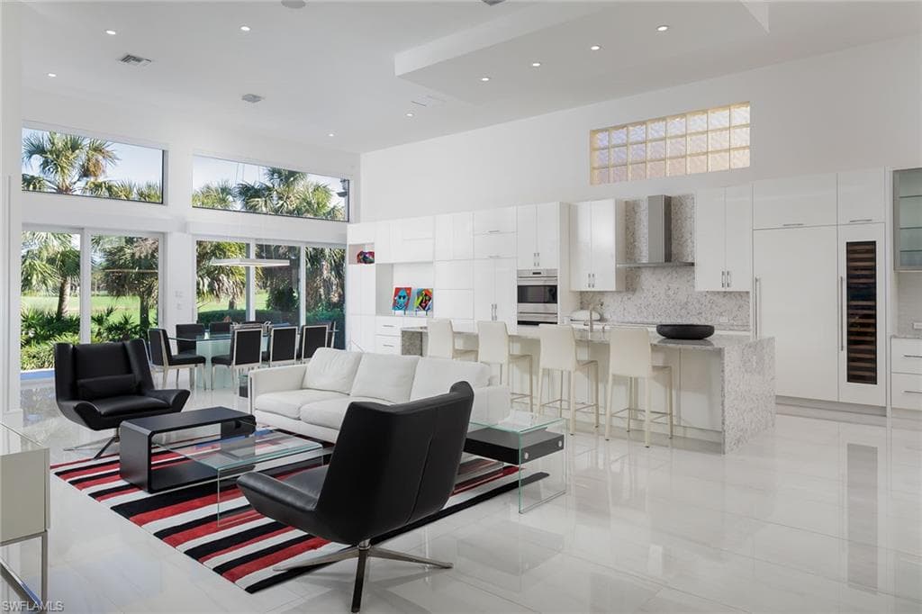 7918 Cocobay DR 32 NAPLES, FL 34108