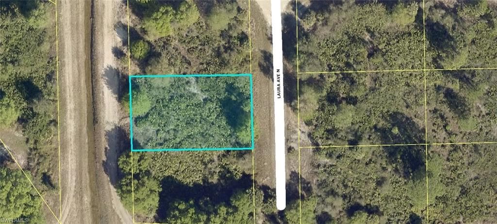 4629 Laura AVE N LEHIGH ACRES, FL 33971