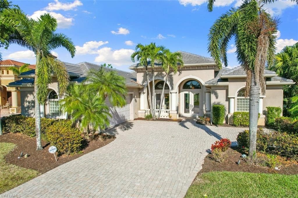 12042 Cypress Links DR FORT MYERS, FL 33913