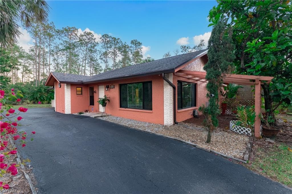 4510 1st AVE SW NAPLES, FL 34119