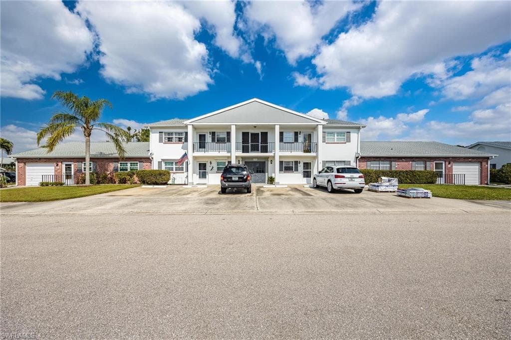 8750 Rose CT 3 FORT MYERS, FL 33919
