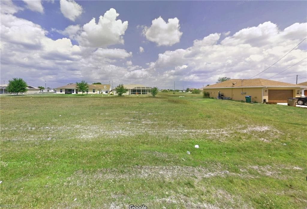 1209 15th PL CAPE CORAL, FL 33993