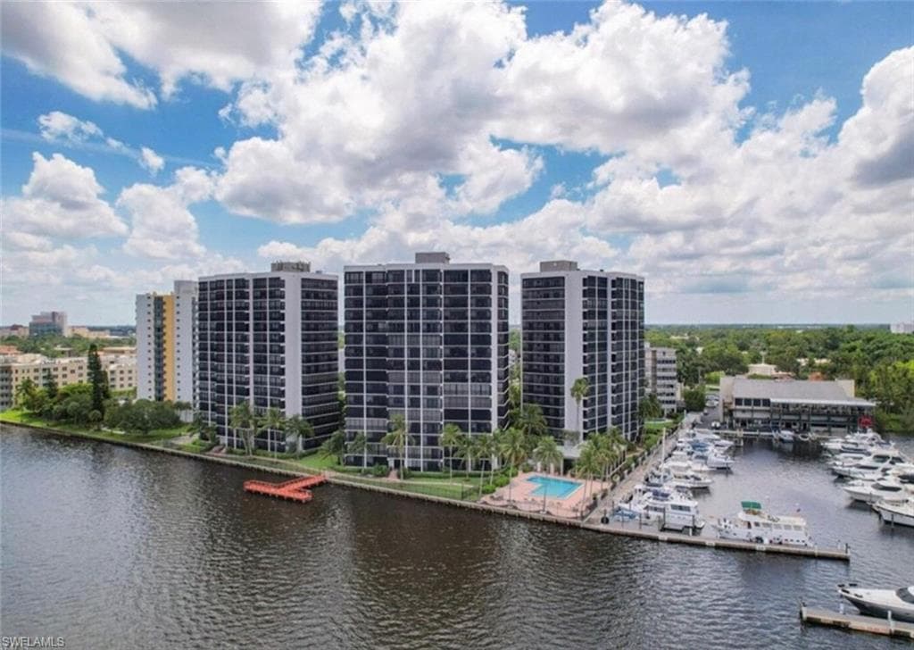 1920 Virginia AVE 803 FORT MYERS, FL 33901